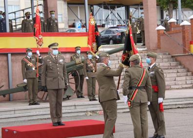 Imagen secundaria 1 - Varios momentos de la toma de posesión. 