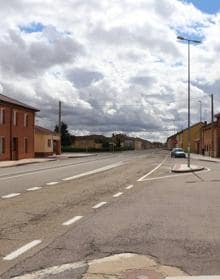 Imagen secundaria 2 - Las calles apenas sin movimiento en Santas Martas. 