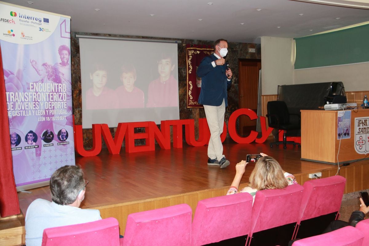 Fotos: Inauguración del Encuentro Transfronterizo de Jóvenes y Deportes de Castilla y León y Portugal