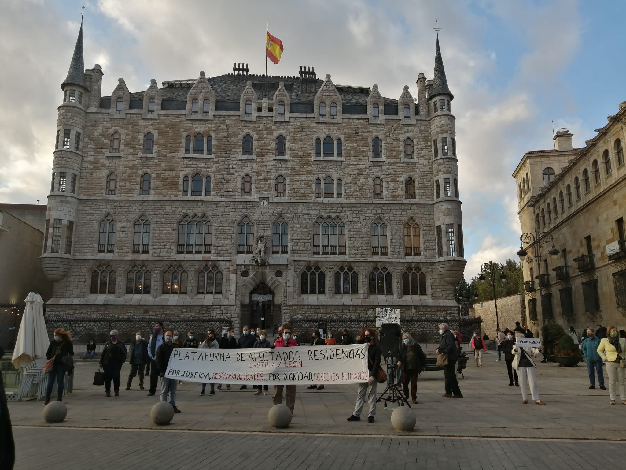 Una de las pancartas que pudieron verse en la tarde del domingo. 