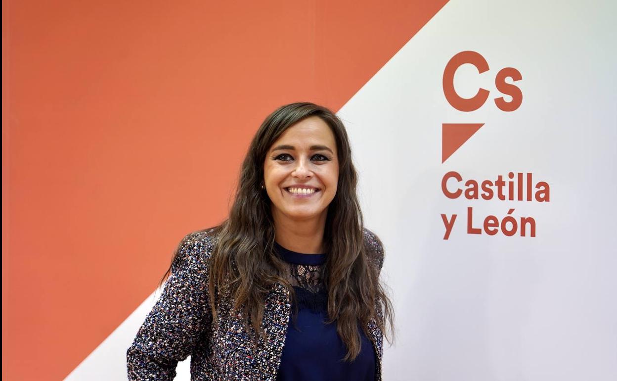 Gemma Villarroel en su primera comparecencia como coordinadora autonómica de Ciudadanos.