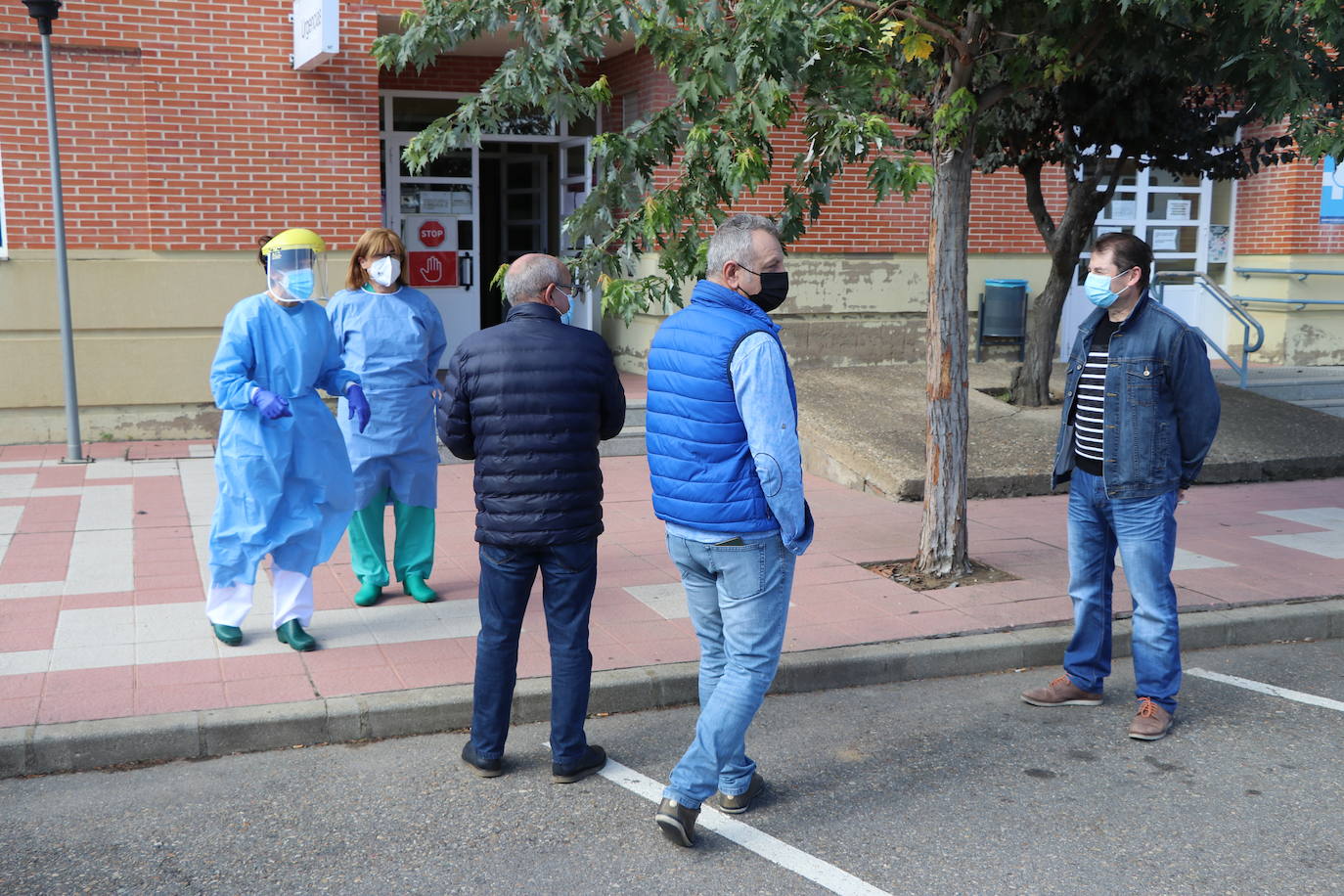 Fotos: Movilización para reivindicar una sanidad rural pública y de calidad en Mansilla de las Mulas