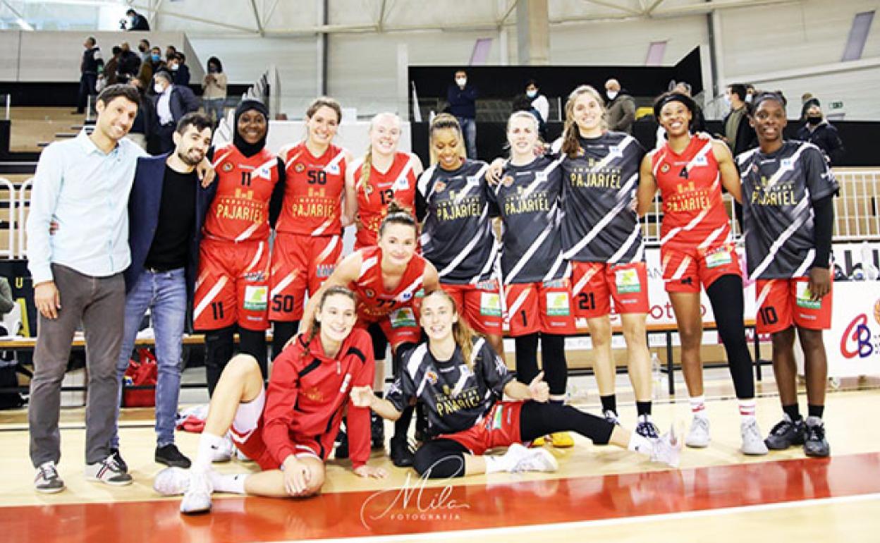 El Embutidos Pajariel celebró con victoria su partido 200 en la Liga Femenina Endesa.