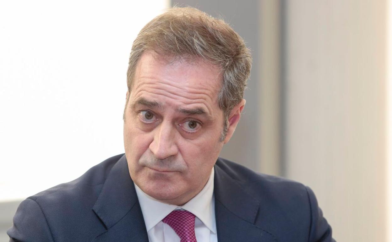 Alfonso Suárez Gutiérrez, durante una comparecencia de prensa.