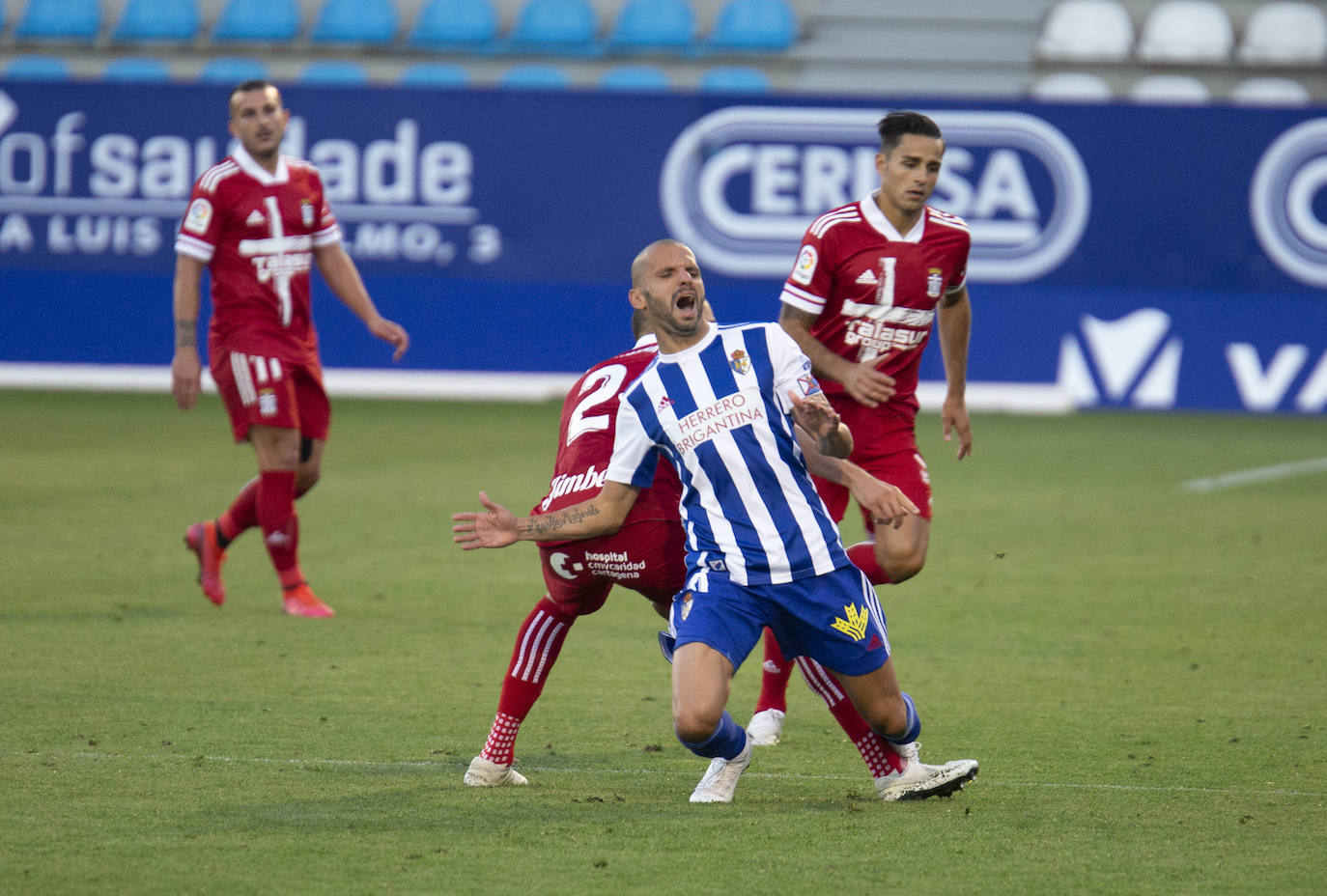 El equipo berciano vio rota su racha de triunfos en un partido donde su rival fue mejor.