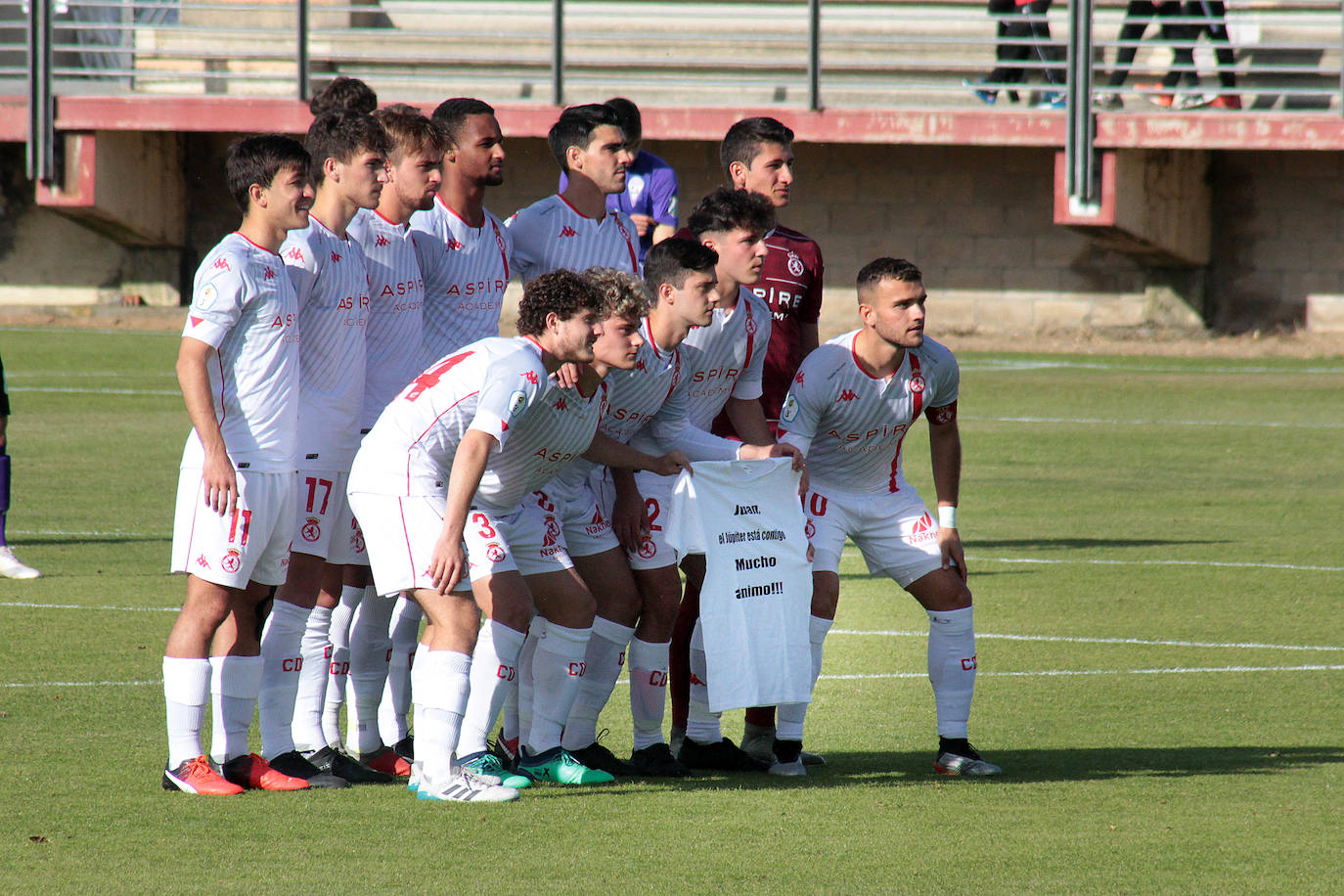 Fotos: Júpiter y La Bañeza estrenan la temporada con empate