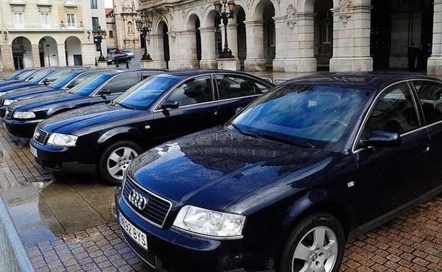 Estos son los coches oficiales a disposición del Gobierno