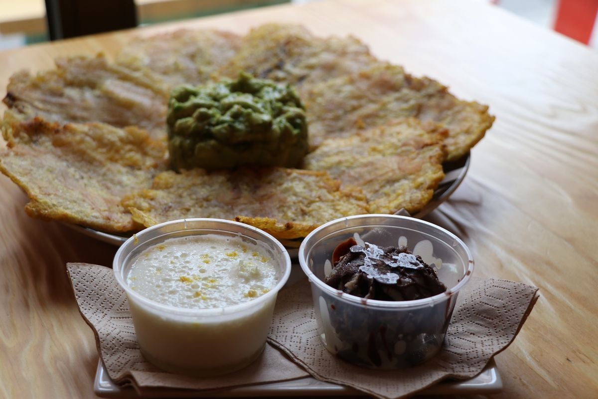 Arepas Lovers en la calle Santa Ana ofrece la mejor comida venezolana.