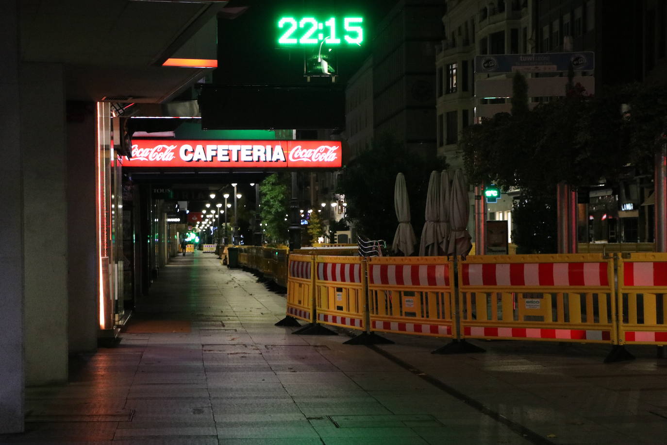 La población tiene prohibido salir de sus casas hasta las seis de la mañana