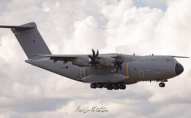 Imagen principal - Detalles de los aviones. 