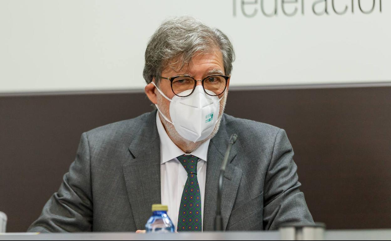 El presidente de la Confederación de Organizaciones Empresariales de Castilla y León (CECALE), Santiago Aparicio.