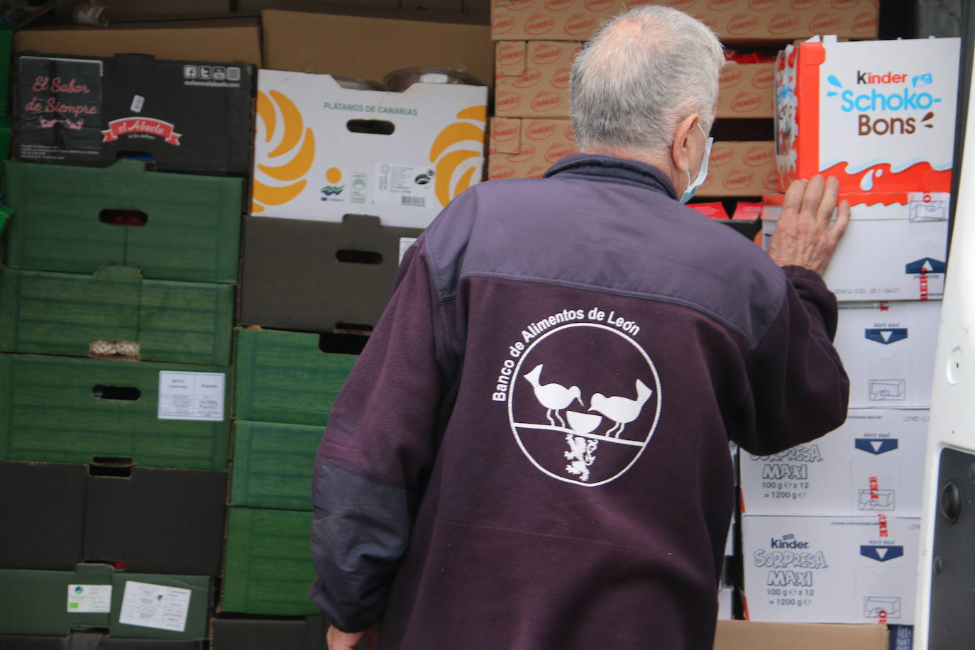 El almacén del Banco de Alimentos ha notado la subida de usuarios. 