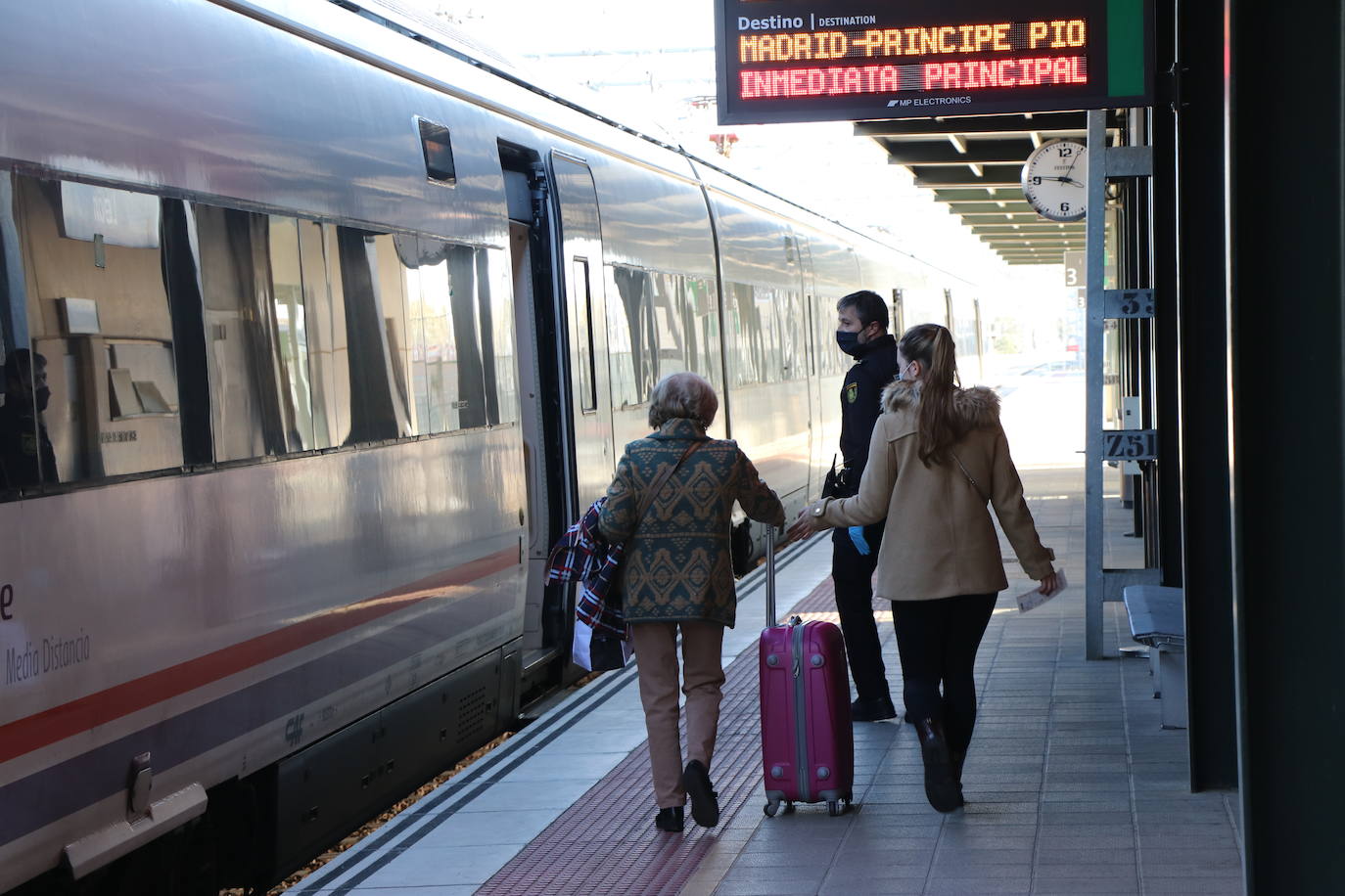 Fotos: Primeros controles en la Estación de Tren