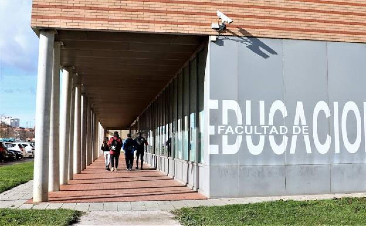 La Universidad de León mejora en el ranking internacional 'Times Higher Education by Subjects 2021'