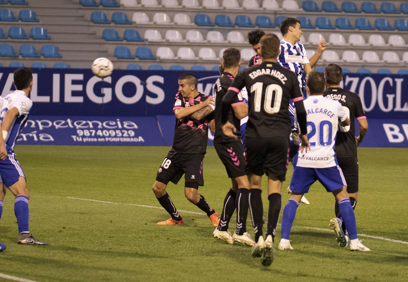 Fotos: Las imágenes del Deportiva-Sabadell