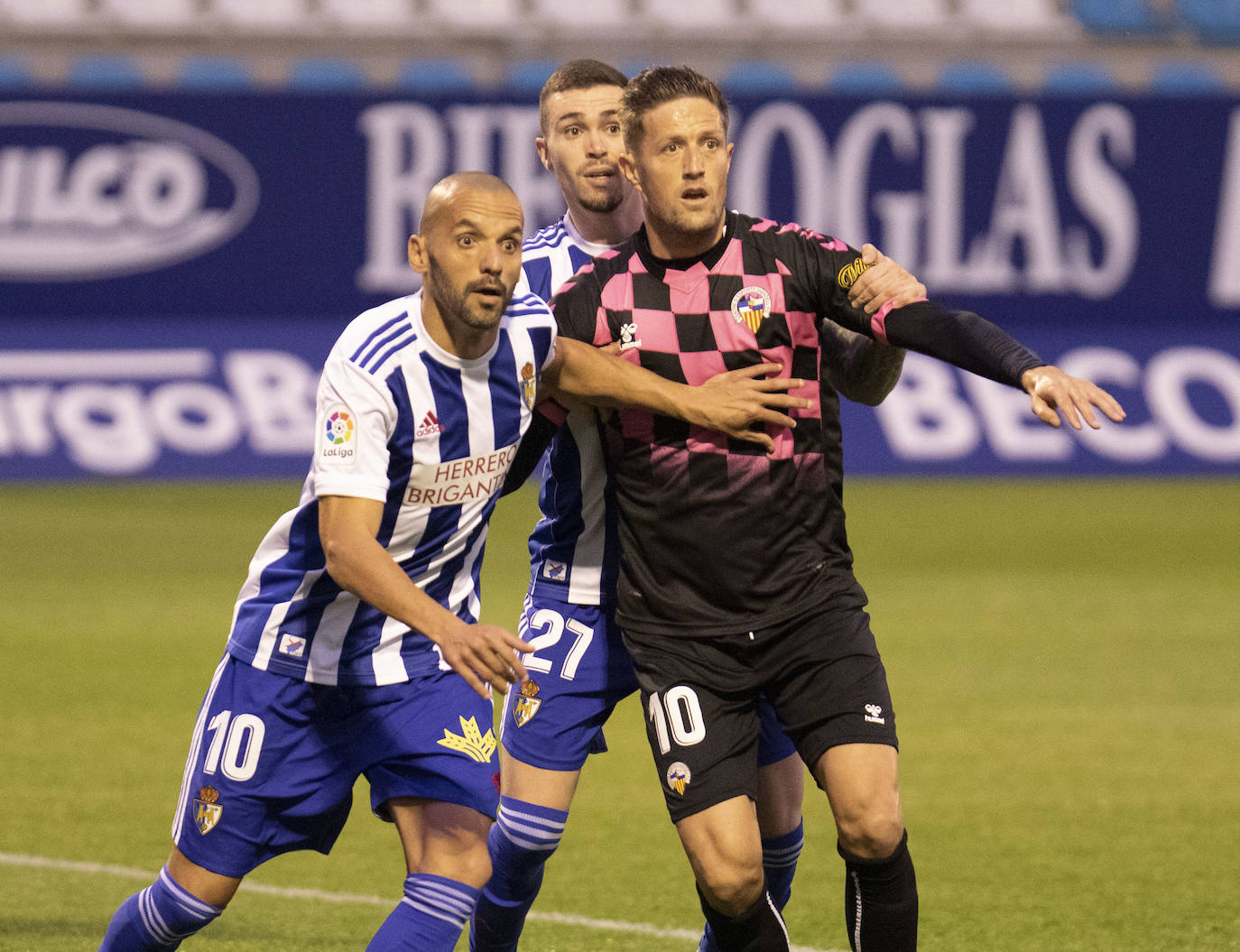 Fotos: Las imágenes del Deportiva-Sabadell