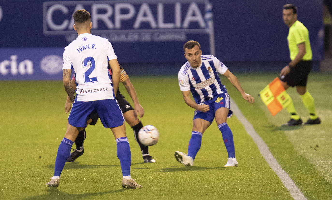 Fotos: Las imágenes del Deportiva-Sabadell