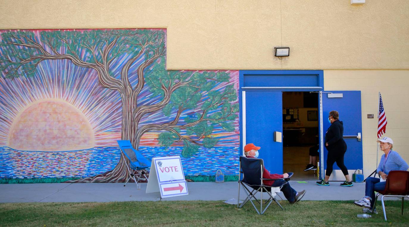 EE UU vive hoy su jornada electoral más turbia en medio de llamadas a la violencia.