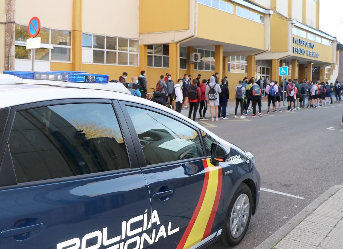 Fotos: Pruebas físicas de la oposición de la Policía Nacional en León