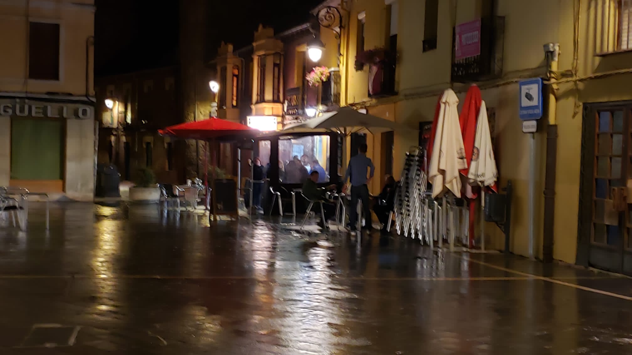 Últimas horas antes del cierre de la hostelería.
