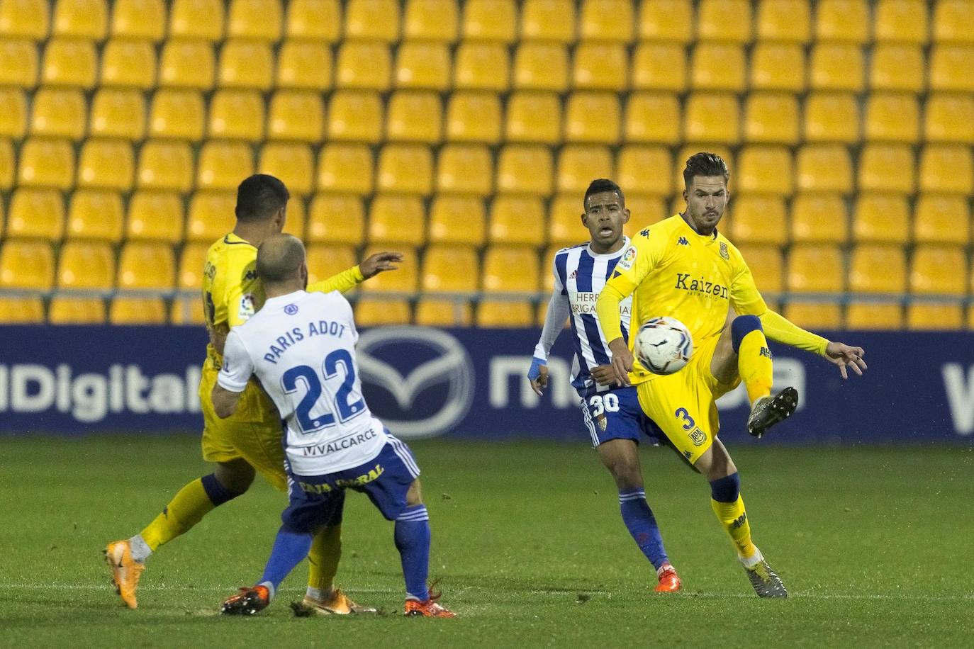 Ambos conjuntos completaron el partido que tenían pendiente desde la sexta jornada de LaLiga SmartBank.