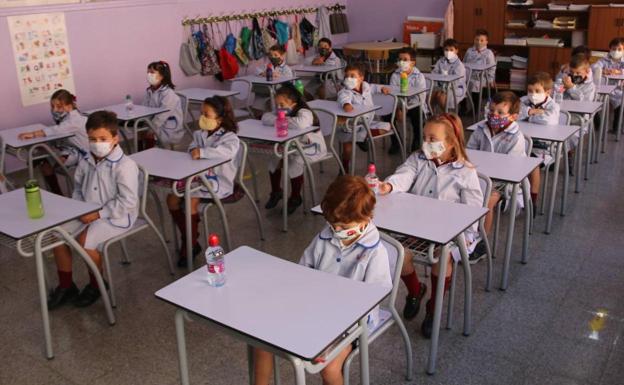 Niños en un aula. 