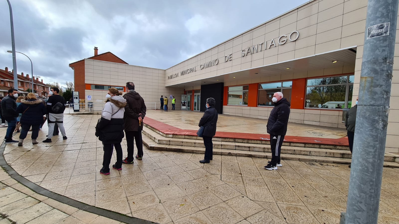 Fotos: Primer día de pruebas en el pabellón municipal de Trobajo del Camino