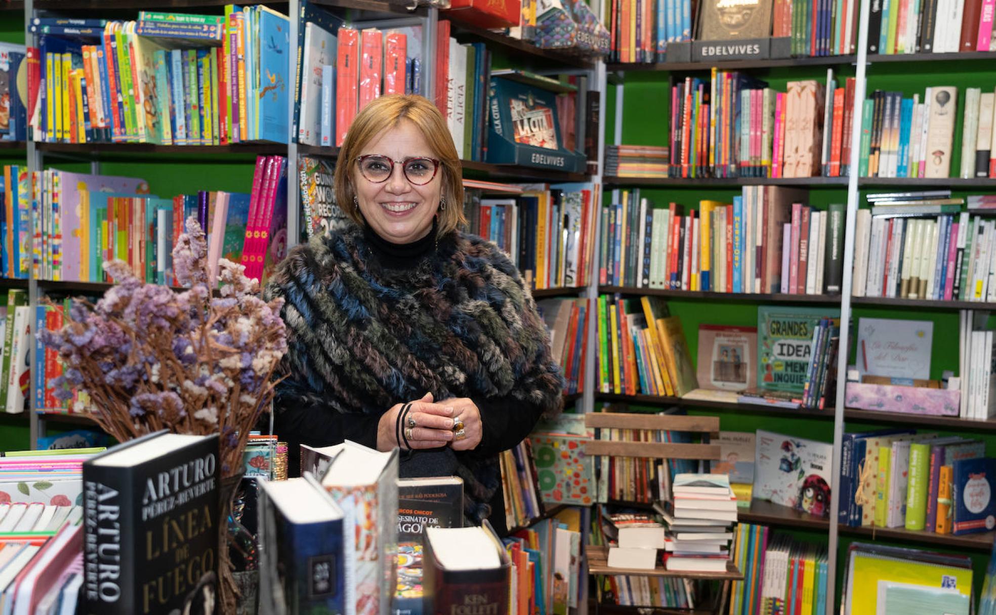 Librerías de Valladolid. En la imagen María José González, de la librería El Sueño de Pepa.