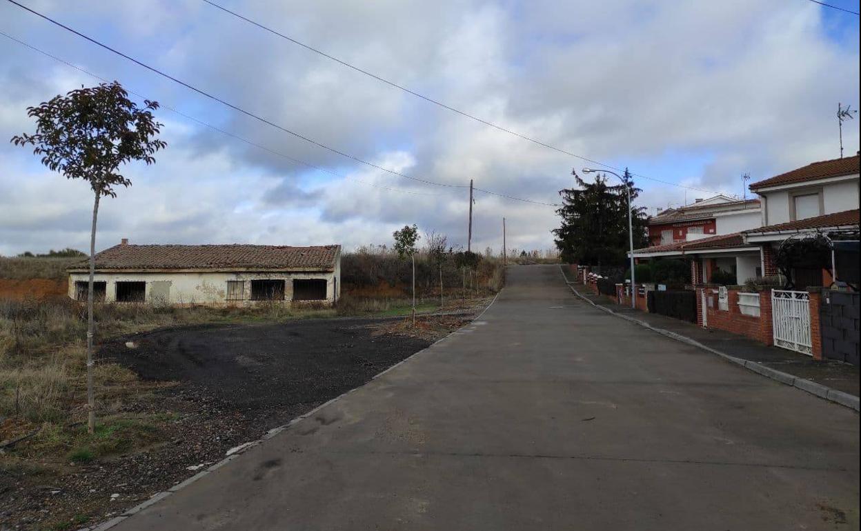 Ayuntamiento de Valencia de Don Juan realiza mejoras en esta zona del municipio.