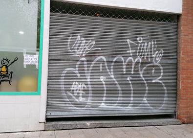 Imagen secundaria 1 - Puerta forzada en el Polígono 58. 