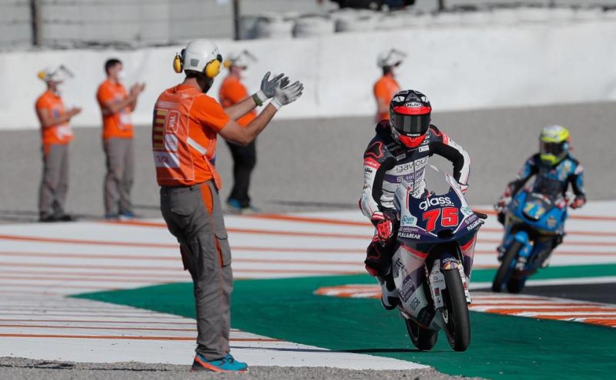 Albert Arenas, al terminar su carrera en el circuito Ricardo Tormo. 