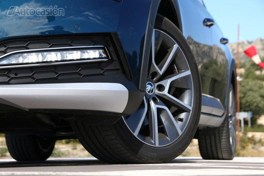 Fotos: Fotogalería: Skoda Superb Scout 2.0 TDI