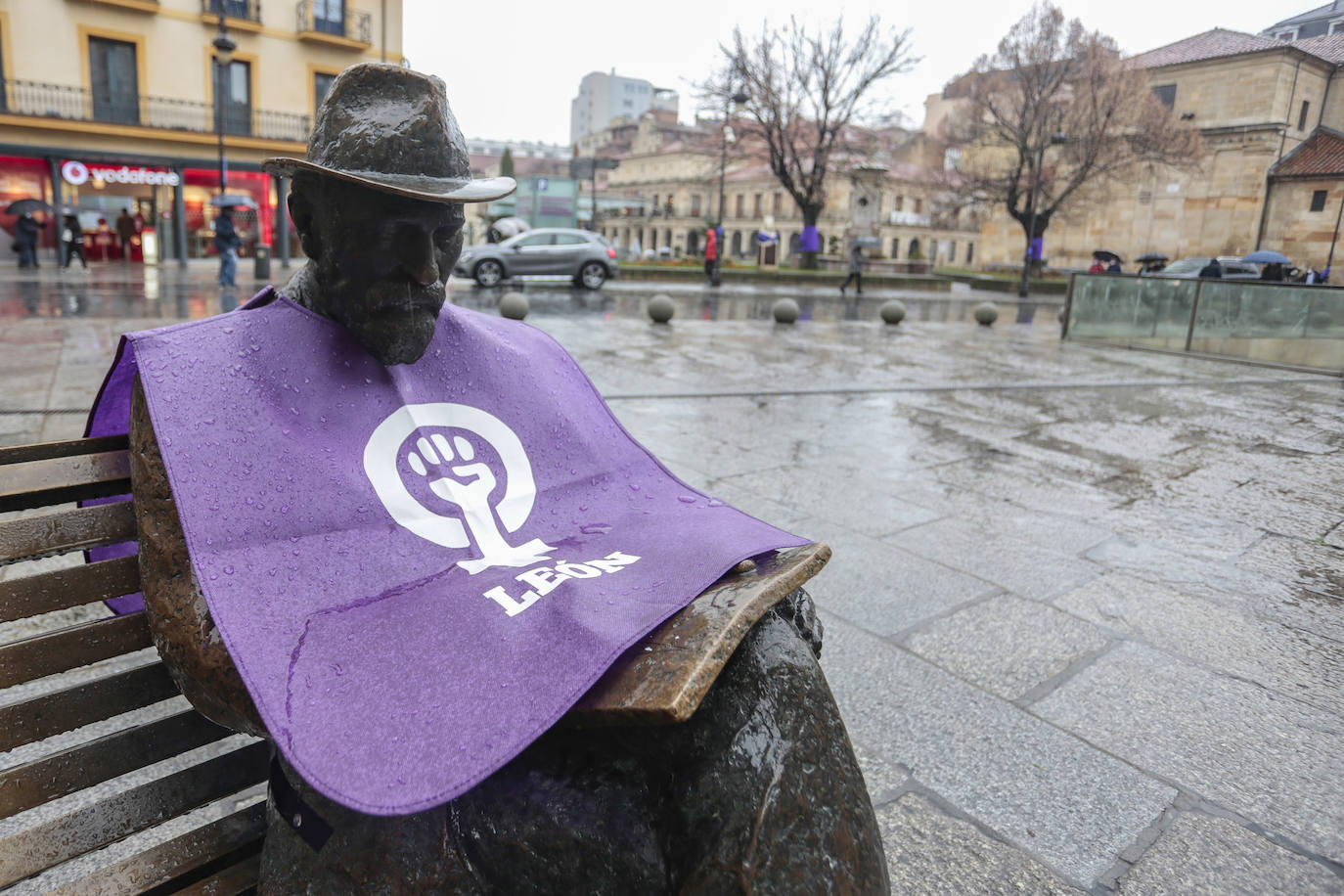 En un acto corto pero contundente se ha puesto de manifiesto el compromiso por erradicar la violencia machista