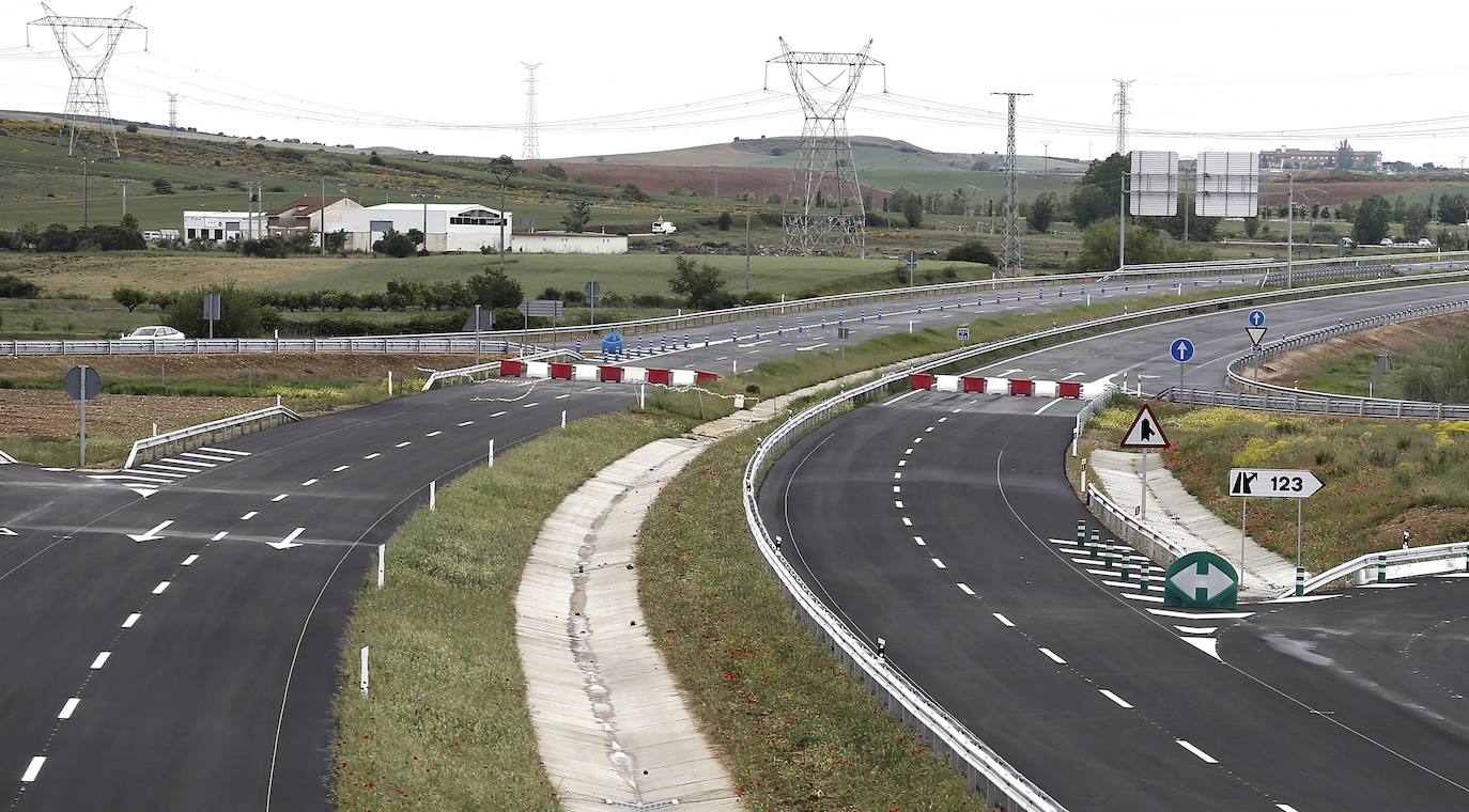 Fotos: Obras en la autovía León-Valladolid