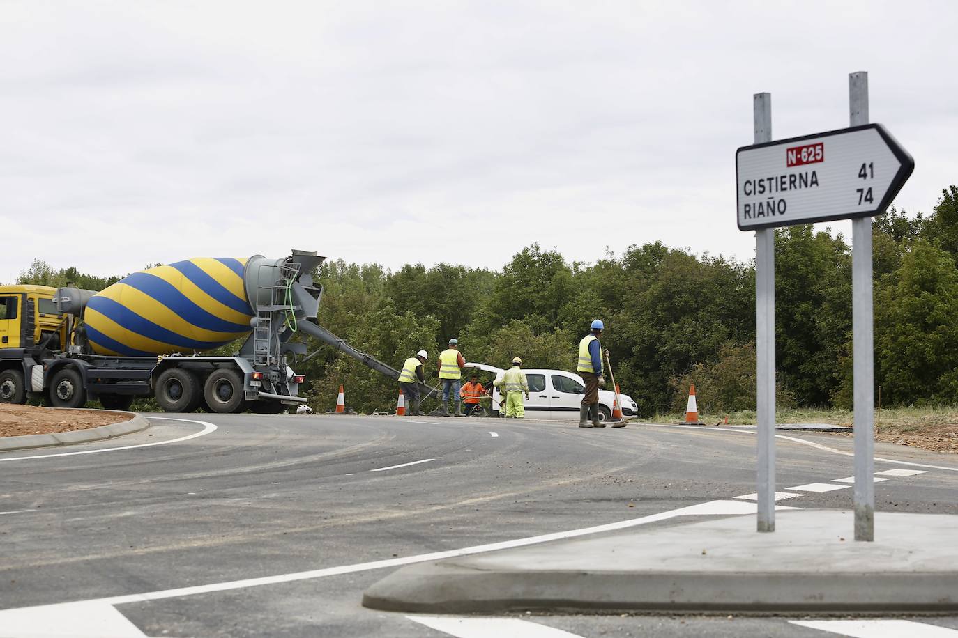 Fotos: Obras en la autovía León-Valladolid