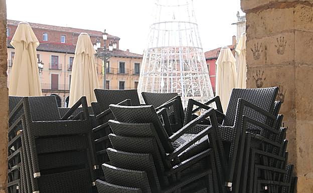Galería. La Navidad asoma en León y la hostelería sigue cerrada.