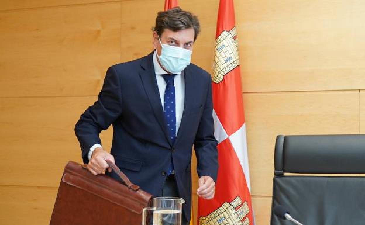 El Consejero de Economía y Hacienda, Carlos Fernández Carriedo.