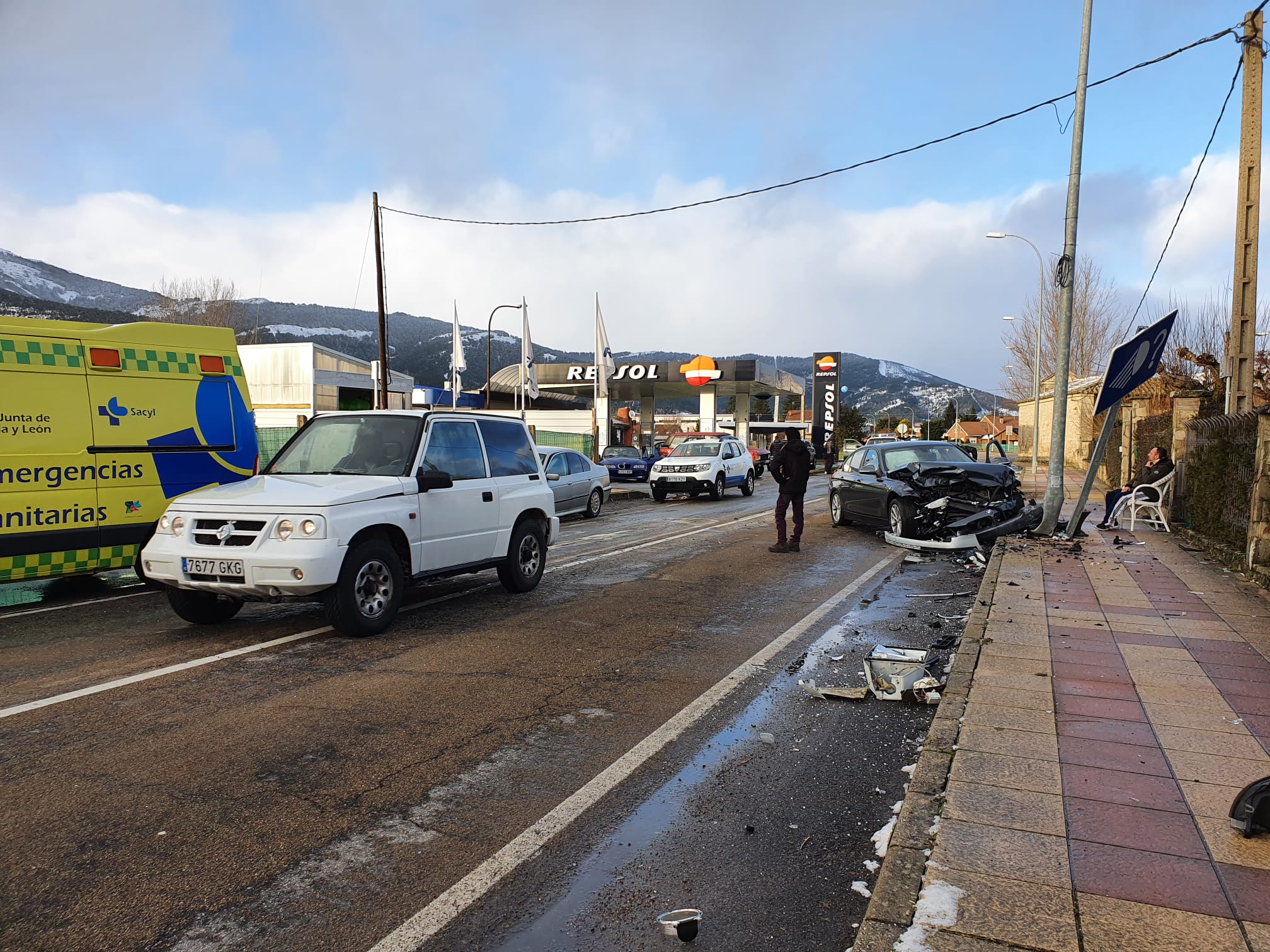 Fotos: Accidente de tráfico en Boñar