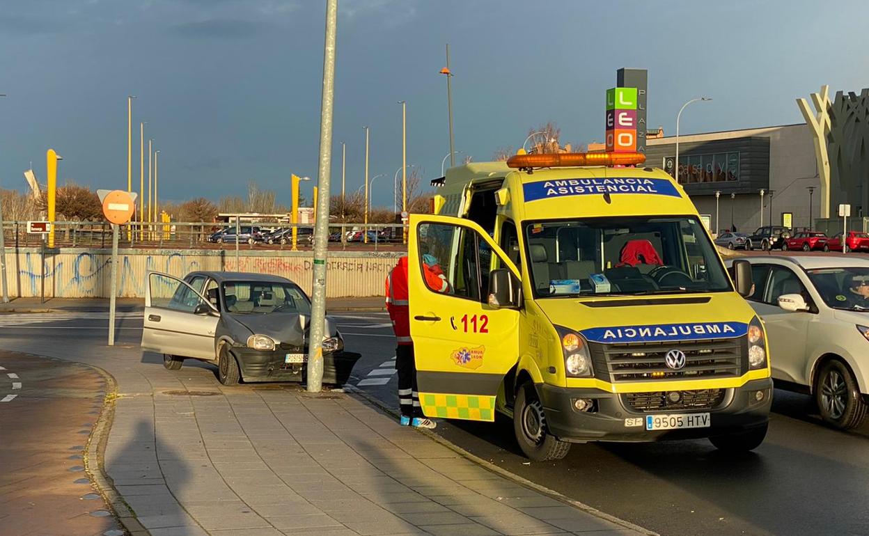 Así quedó el coche tras el accidente. 