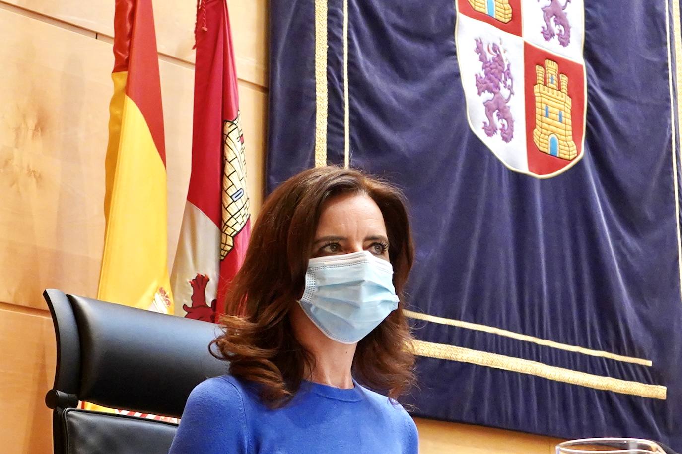 Fotos: Ana Carlota presenta los presupuestos ante las Cortes