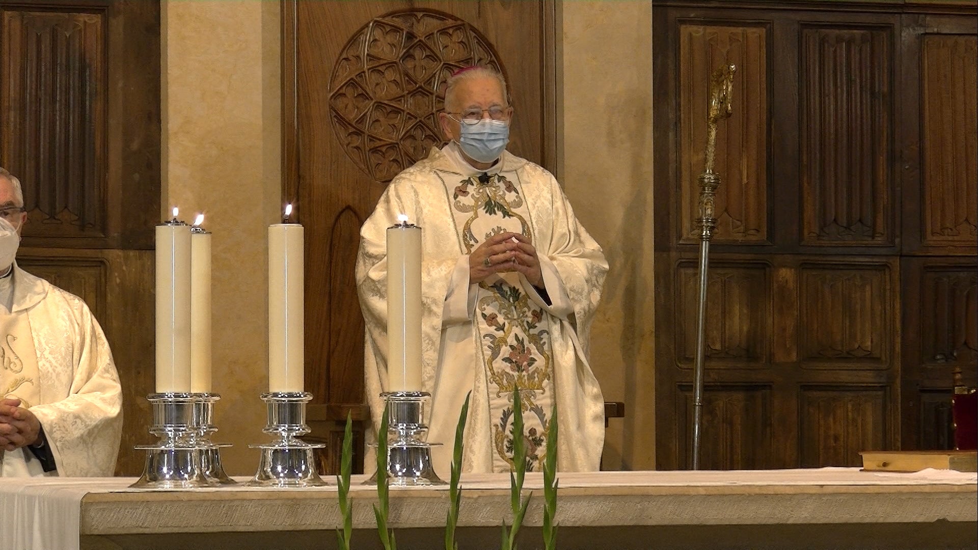 Julián López se retira de este cargo con una eucaristía de acción de gracias celebrada este viernes en la Catedral en la que ha estado arropado por la Diócesis y sus feligreses.