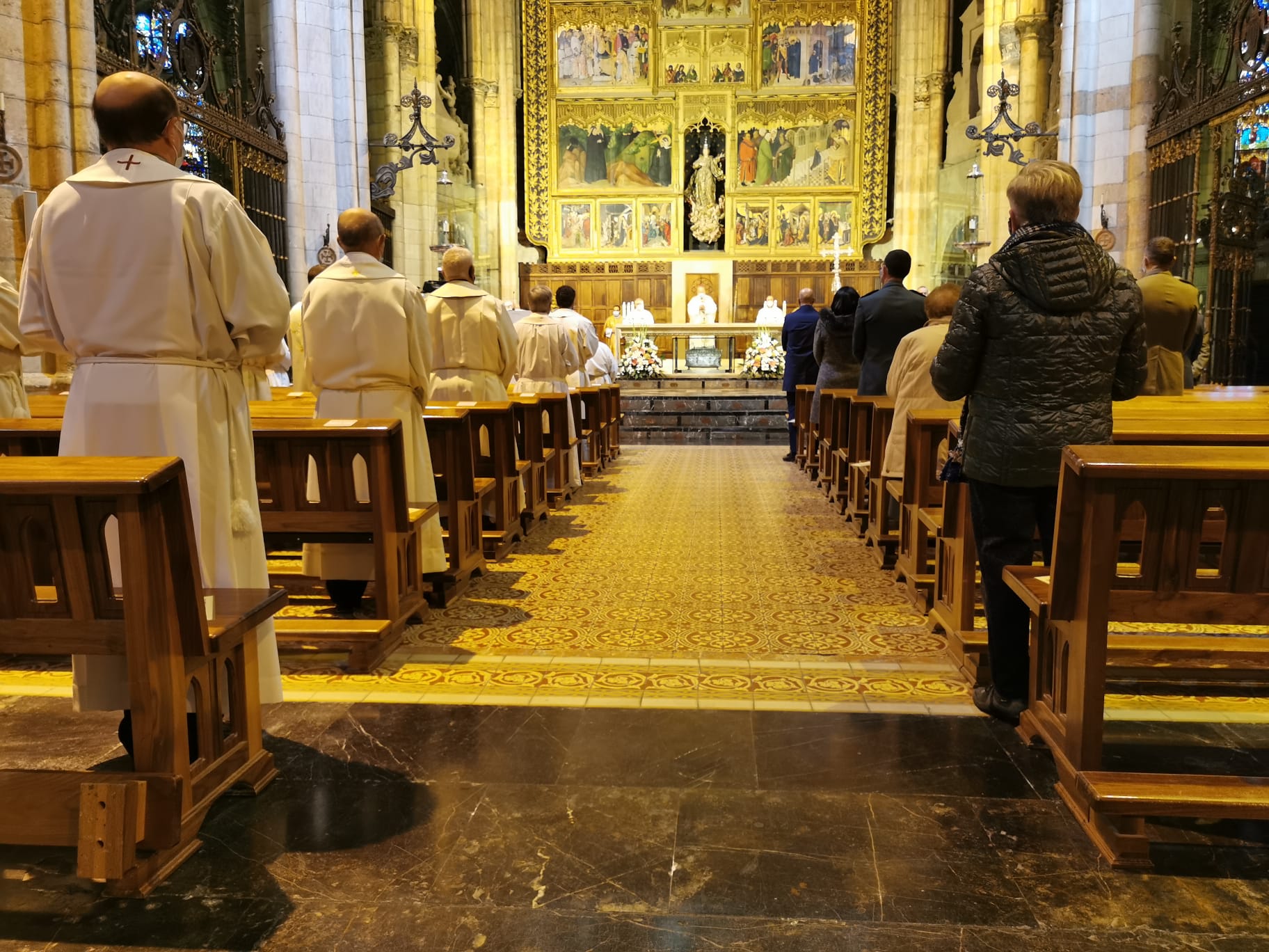 Julián López se retira de este cargo con una eucaristía de acción de gracias celebrada este viernes en la Catedral en la que ha estado arropado por la Diócesis y sus feligreses.