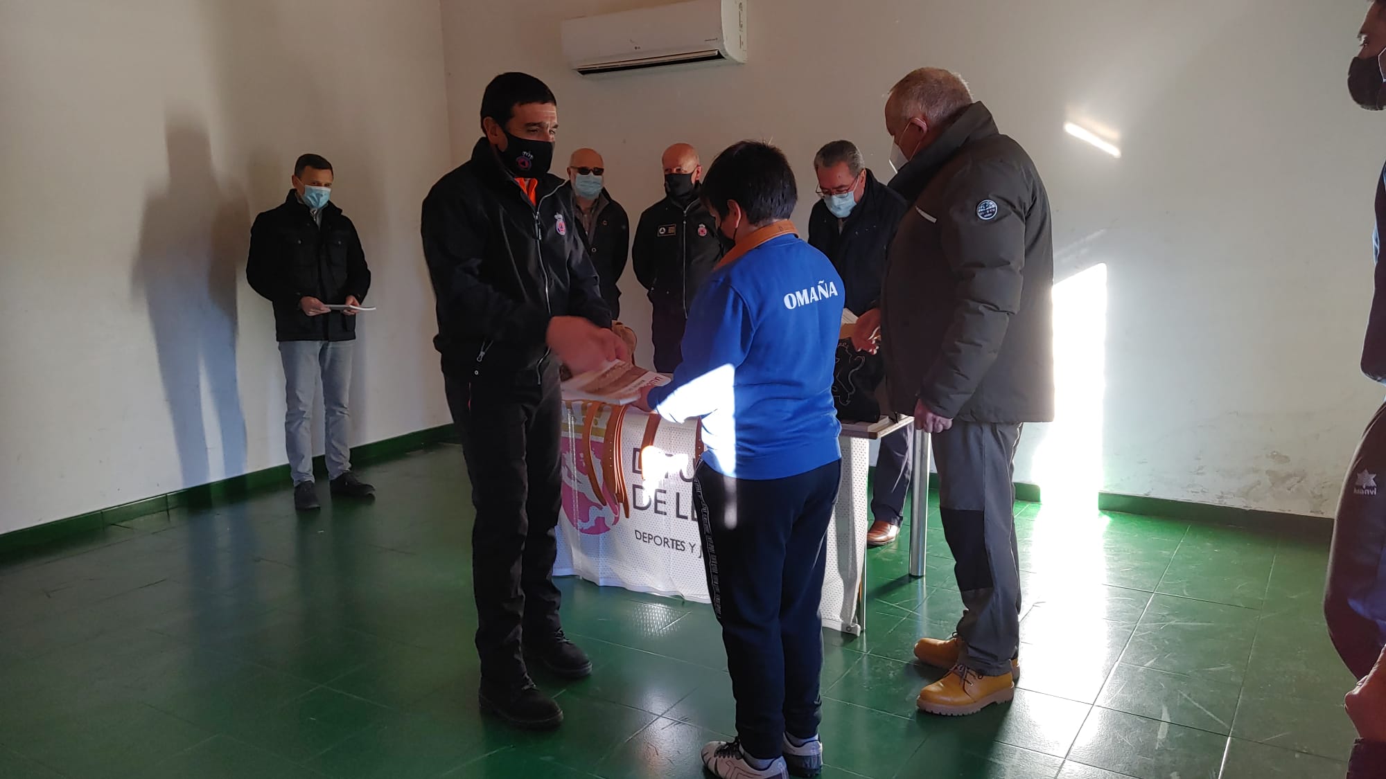 Fotos: Acto homenaje a los niños de la lucha leonesa en Riello