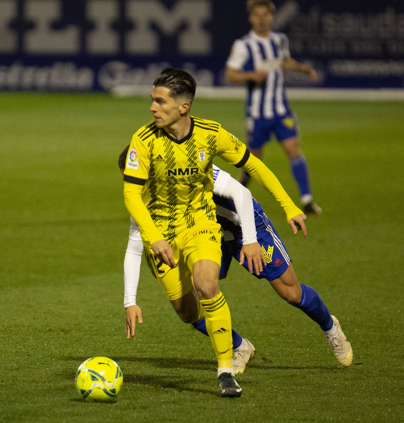 Ambos conjuntos se enfrentaron en el partido que abría la jornada en Segunda División.