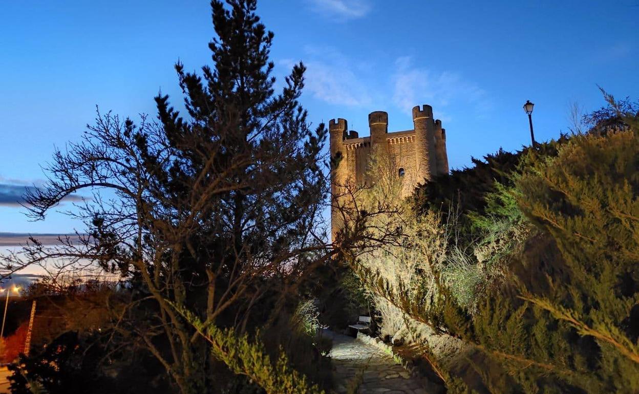 El castillo de Valencia de Don Juan, como símbolo de la localidad.