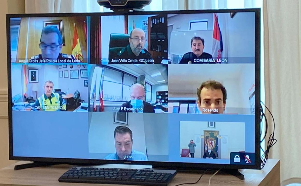 Videoconferencia de la Comisión Provincial de Tráfico y Seguridad Vial, especialmente para tratar el Dispositivo Navidad 2020.