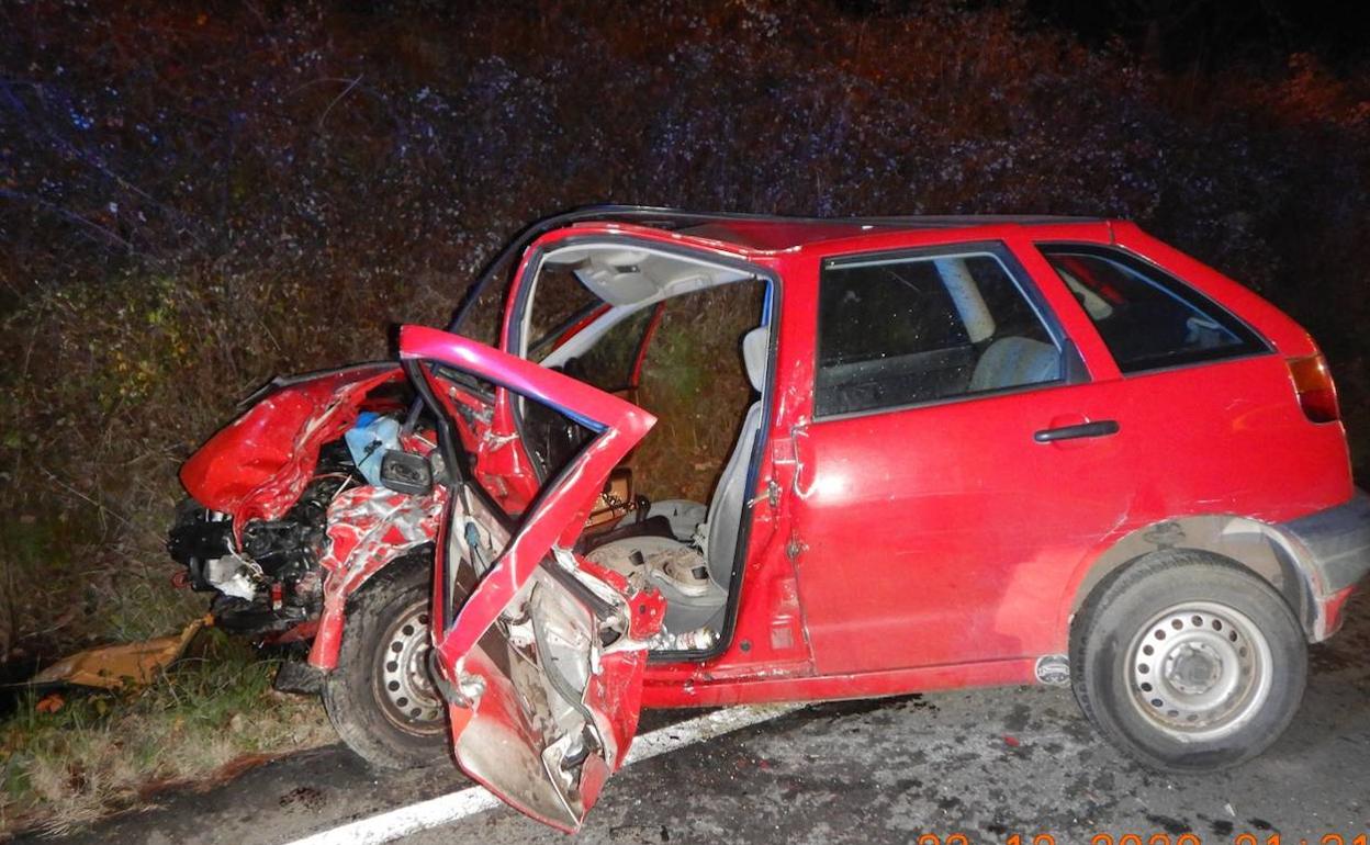 Dos heridos de gravedad tras una colisión entre dos turismos en Toral de los Vados