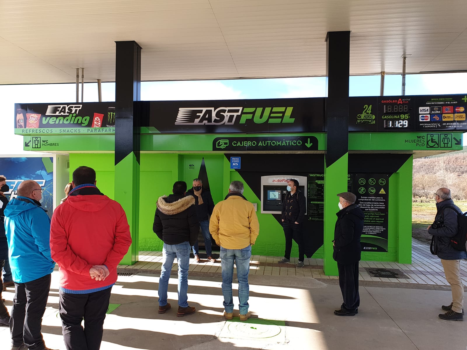 Fotos: Fast Fuel Vidanes, innovación y precios económicos