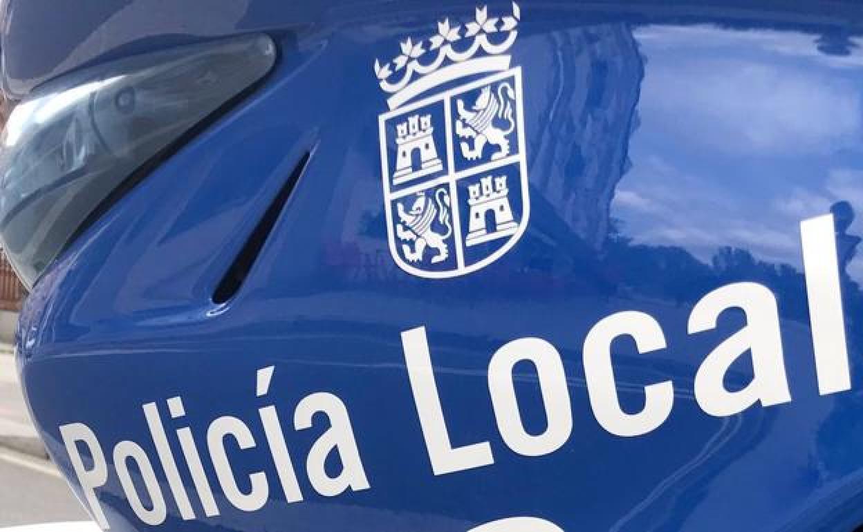 La Policía Local de León tuvo que intervenir en dos ocasiones este domingo. 