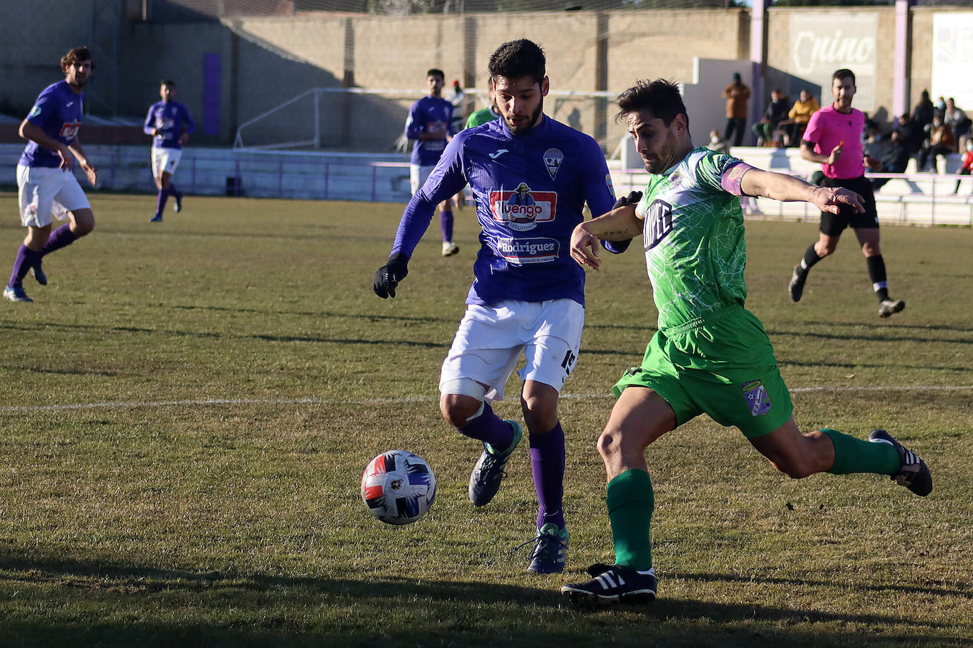 Fotos: Las imágenes del triunfo de La Bañeza ante el Becerril